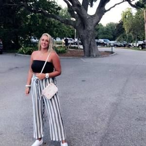 Meet your Posher, Ansley